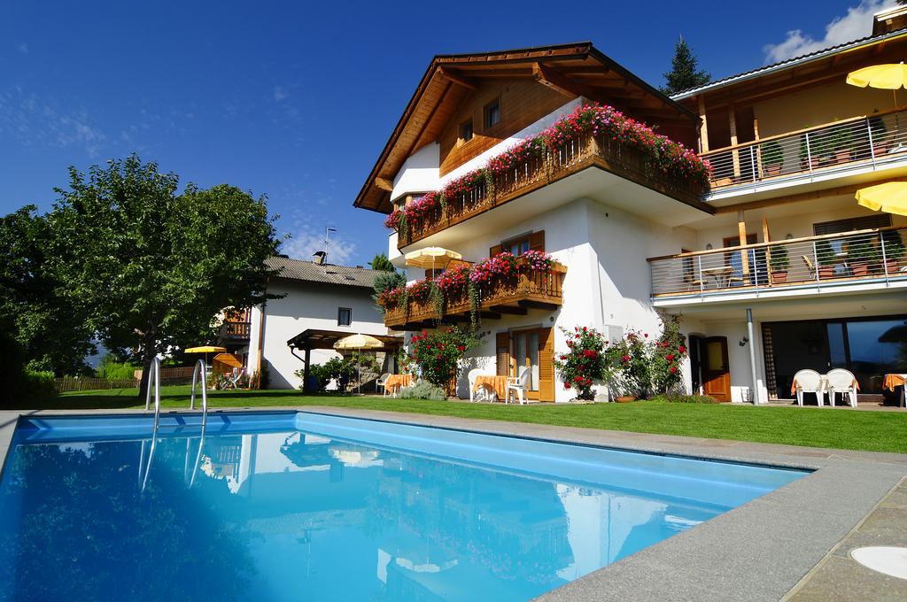 Haus Rosengarten Dorf Tirol Exterior foto